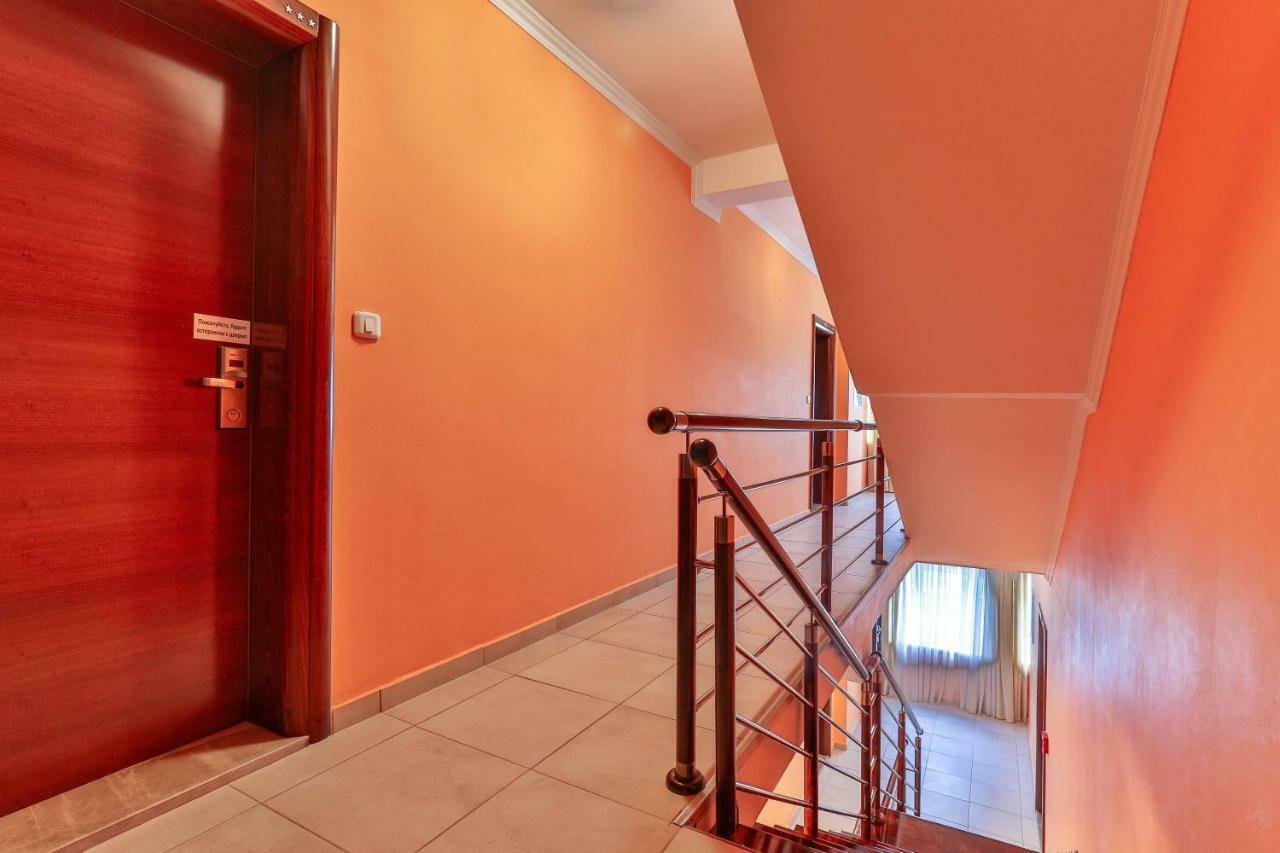 Villa Imperija Guesthouse Budva Exterior photo